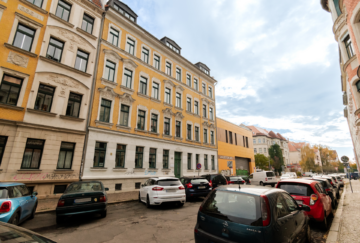 LIEBLINGSLAGE SCHLEUßIG // Vermietetes Apartment mit Einbauküche und Parkettboden, 04229 Leipzig, Etagenwohnung