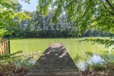 Eigener Steg - ENTFLIEHEN SIE DEM ALLTAG // Ferienhaus in idyllischer Lage // eigener See & privater Steg